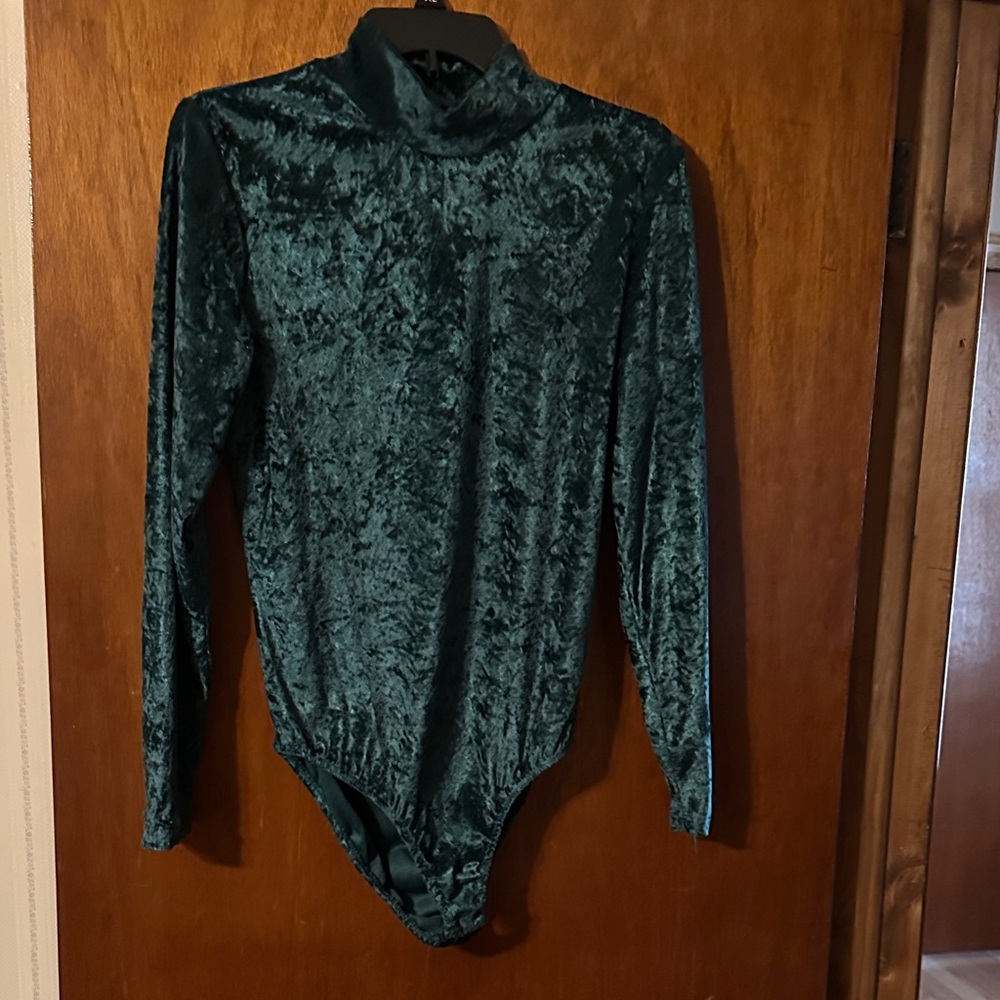 Emerald Velvet Long Sleeve Bodysuit
